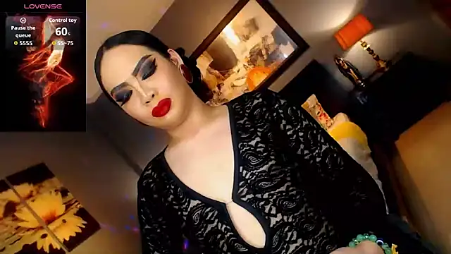 FridaHumphrey online show from March 2026 07:07:01 PM