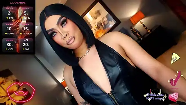 FridaHumphrey online show from November 2025 06:01:01 PM