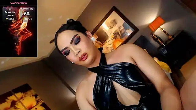 FridaHumphrey online show from April 2026 07:58:02 PM