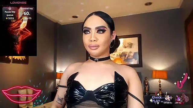 FridaHumphrey online show from March 2026 06:59:02 PM