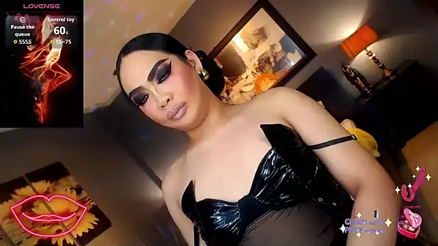 FridaHumphrey online show from March 2026 07:15:01 PM