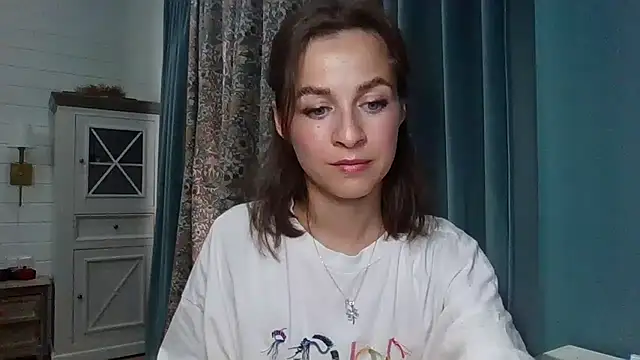 Snapshot of Wielee chatting on September 2025 06:46:01 AM Wielee online show from September 2025 06:46:01 AM