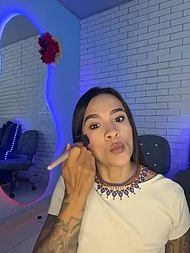 Im Fernanda online show from January 2026 10:43:02 AM