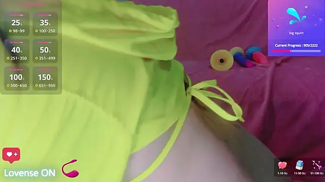 Snapshot of Hotkittylove chatting on May 2026 04:33:01 PM Hotkittylove online show from May 2026 04:33:01 PM