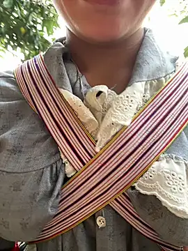 ThiHa003 online show from April 2026 10:33:02 AM