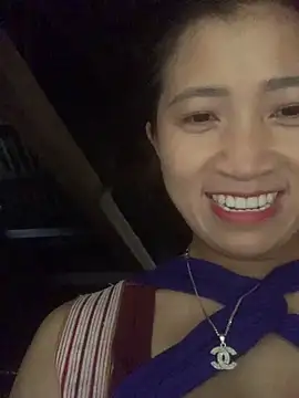 ThiHa003 online show from September 2025 10:22:02 AM