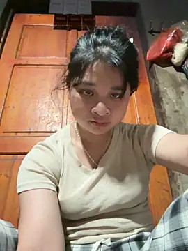 Linbi135 online show from April 2026 02:40:02 PM