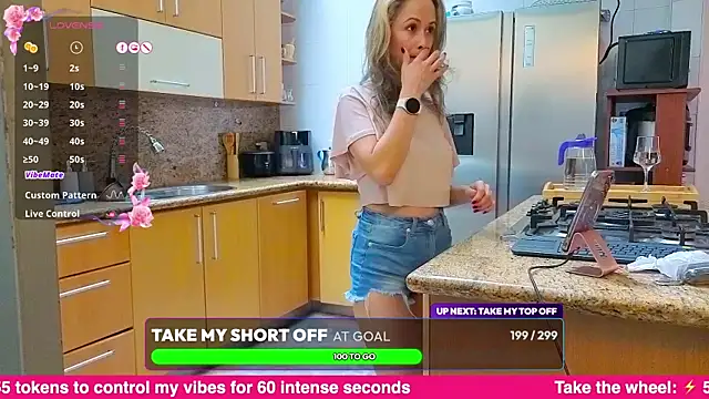 Miasiren online show from May 2026 09:10:02 PM