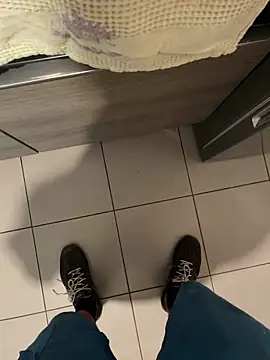 Lopochow online show from October 2025 10:17:01 AM