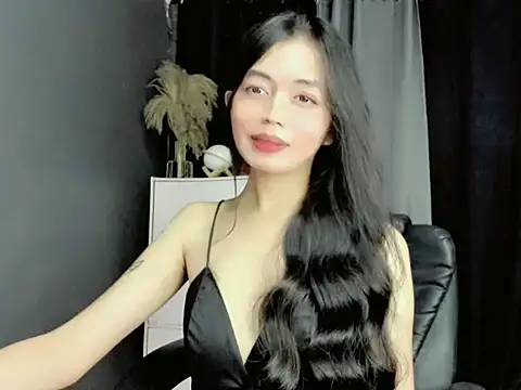 LexiLove online show from November 2025 09:46:02 AM