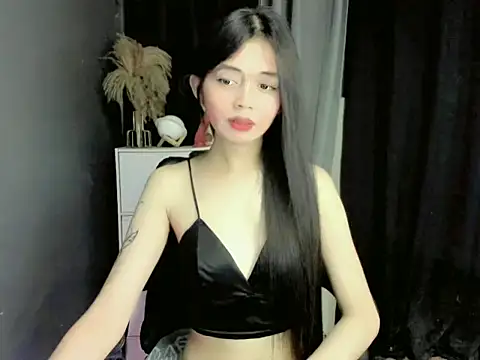 LexiLove online show from November 2025 01:36:02 PM