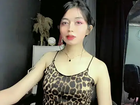 Snapshot of LexiLove chatting on October 2025 12:09:01 PM LexiLove online show from October 2025 12:09:01 PM