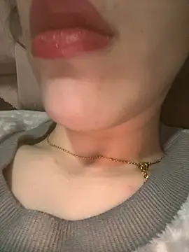 Mimisixo online show from March 2026 12:46:01 AM