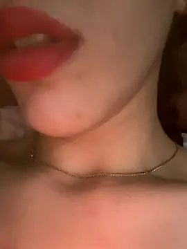 Mimisixo online show from September 2025 01:02:01 PM