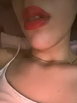 Mimisixo online show from September 2025 01:55:02 AM