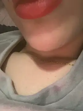 Mimisixo online show from April 2026 11:11:02 PM