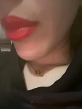 Mimisixo online show from April 2026 11:22:01 PM