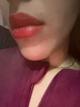 Mimisixo online show from March 2026 04:07:01 PM