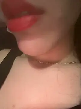 Mimisixo online show from April 2026 11:18:02 PM