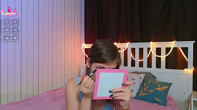 Snapshot of BeatrixCarIeton chatting on November 2025 07:25:01 PM BeatrixCarIeton online show from November 2025 07:25:01 PM