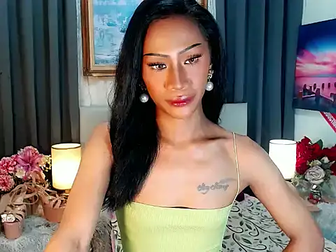 sassylatina online show from October 2025 12:59:02 PM