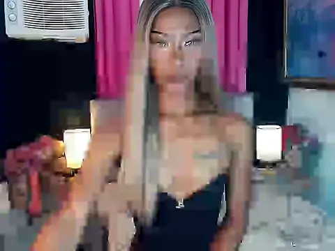Snapshot of sassylatina chatting on June 2026 02:44:01 PM sassylatina online show from June 2026 02:44:01 PM