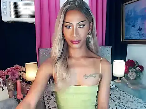 sassylatina online show from March 2026 04:22:02 PM