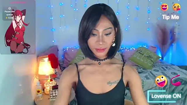 sassylatina online show from November 2025 08:56:02 PM