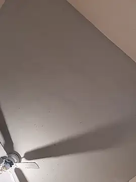 Cnutt310 online show from April 2026 05:39:01 PM