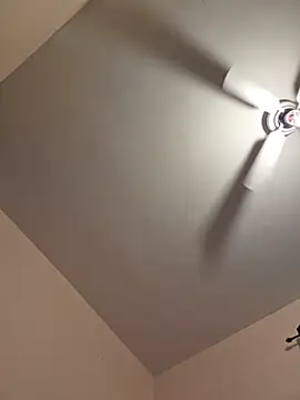 Cnutt310 online show from January 2026 10:03:01 PM