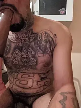 Cnutt310 online show from April 2026 11:17:02 PM