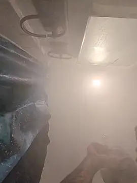 Cnutt310 online show from February 2026 06:43:02 PM