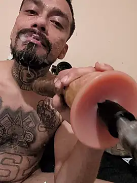 Cnutt310 online show from March 2026 02:32:01 PM