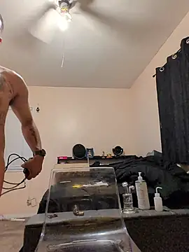 Cnutt310 online show from April 2026 01:23:01 PM