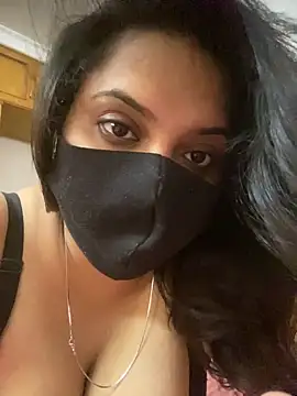 Momita-1 online show from September 2025 12:14:01 PM