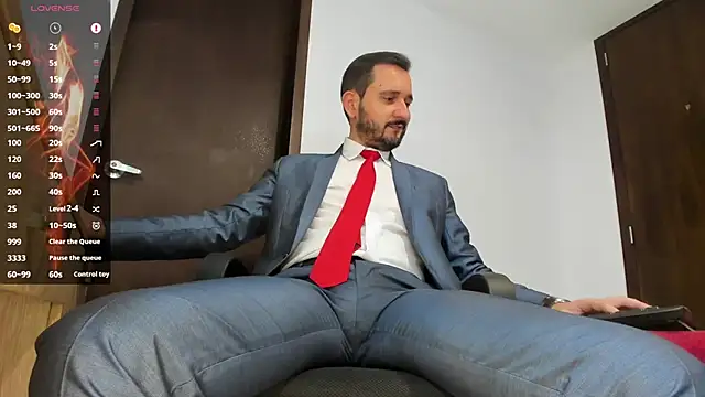 Snapshot of KarlBoss1 chatting on September 2025 10:16:01 PM KarlBoss1 online show from September 2025 10:16:01 PM