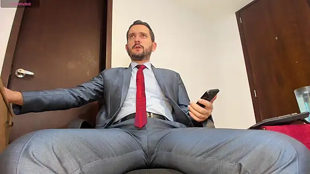 Snapshot of KarlBoss1 chatting on October 2025 10:56:02 AM KarlBoss1 online show from October 2025 10:56:02 AM