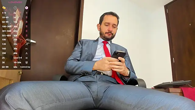 Snapshot of KarlBoss1 chatting on September 2025 10:54:02 AM KarlBoss1 online show from September 2025 10:54:02 AM