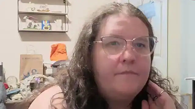 Snapshot of emberlynnix chatting on September 2025 04:44:01 AM emberlynnix online show from September 2025 04:44:01 AM