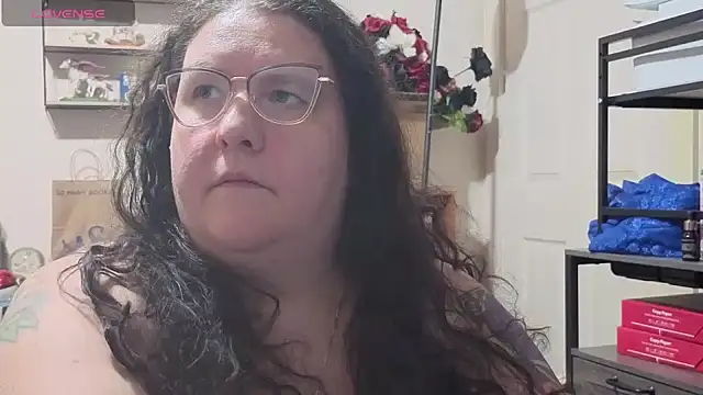 Snapshot of emberlynnix chatting on October 2025 04:14:01 AM emberlynnix online show from October 2025 04:14:01 AM