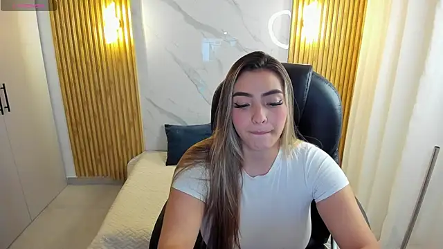 KYLIE JONES6 online show from October 2025 02:35:01 AM
