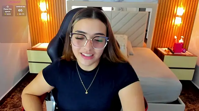 KYLIE JONES6 online show from September 2025 03:06:02 AM