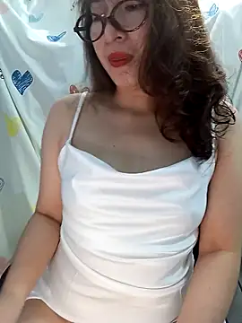 Snapshot of Ariana-Vy chatting on March 2026 10:44:01 AM Ariana-Vy online show from March 2026 10:44:01 AM