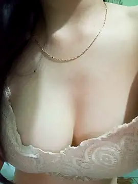 Mina-2468 online show from December 2025 03:40:02 PM