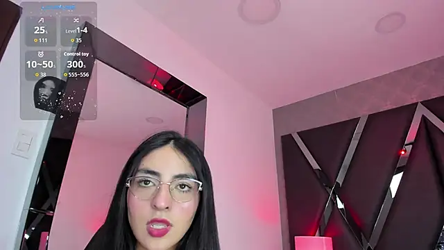 Snapshot of LennaBlair chatting on October 2025 09:55:01 PM LennaBlair online show from October 2025 09:55:01 PM