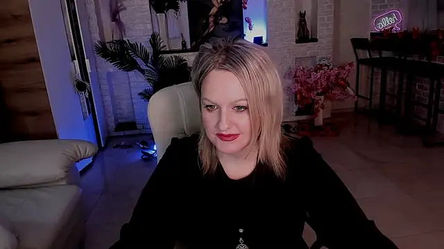 MariemLui online show from November 2025 01:47:02 PM