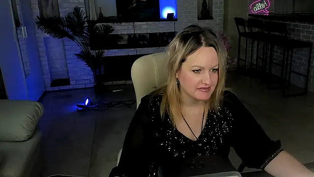 MariemLui online show from October 2025 11:22:02 AM