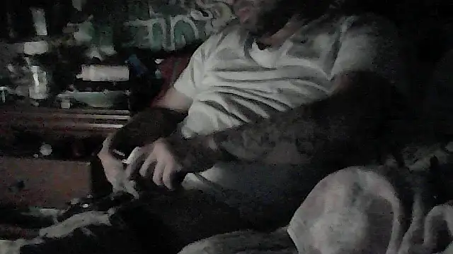 Twoslipperywhenwett online show from December 2025 10:33:02 PM