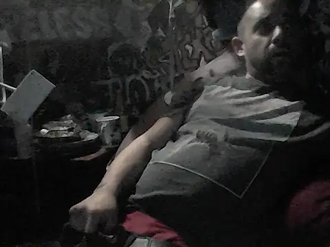 Twoslipperywhenwett online show from December 2025 11:11:02 PM