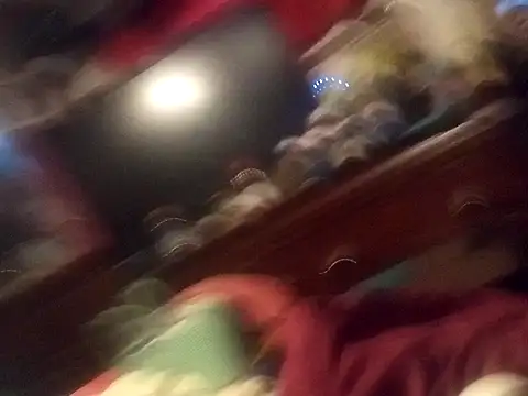 Twoslipperywhenwett online show from October 2025 03:59:02 PM